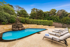 Ellerina Sea Vista Stunning views pool sauna and alfresco entertaining